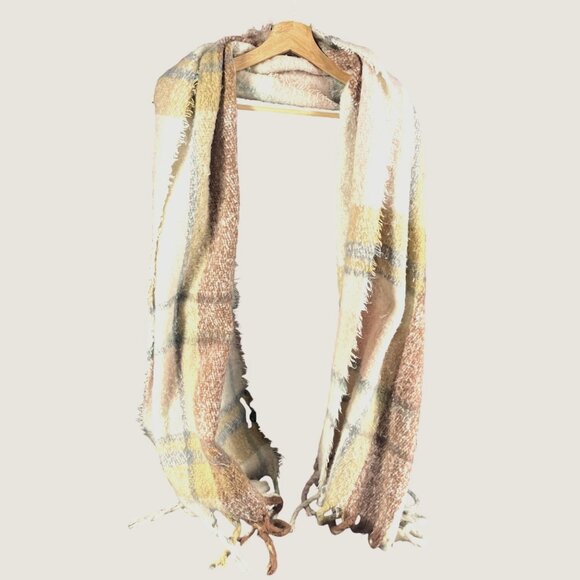 Cejan Plaid Fringe Scarf One Size Polyester - Picture 1 of 6